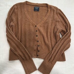 Abercrombie cropped cardigan sweater